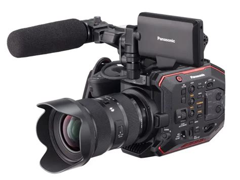 Panasonic EVA 1 - New 5.7K Super 35, EF mount, 4K 10bit 4:2:2 Camera ...