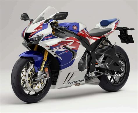 2022 Honda CBR1000RR-R Fireblade SP 30th Anniversary