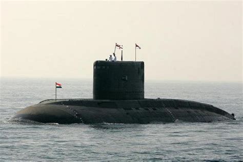 Indian Navy Submarine caught operating south of Pakistani Coast ...