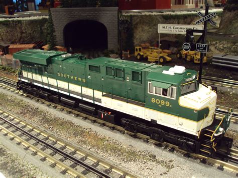 MTH Premier O Gauge Southern (Norfolk Southern Heritage Unit) ES44AC ...