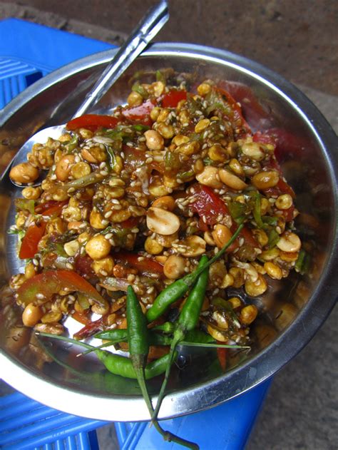 20 Scrumptious Burmese Foods: Take a Bite of Burma (Myanmar)!