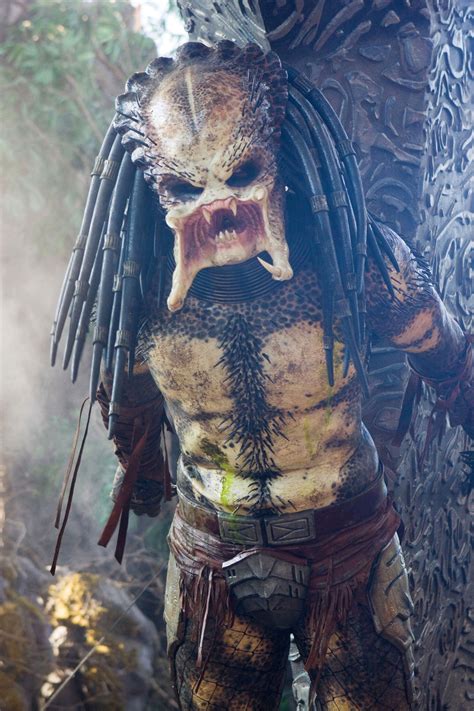 Monster Gallery: Predators (2010) | Monster Legacy