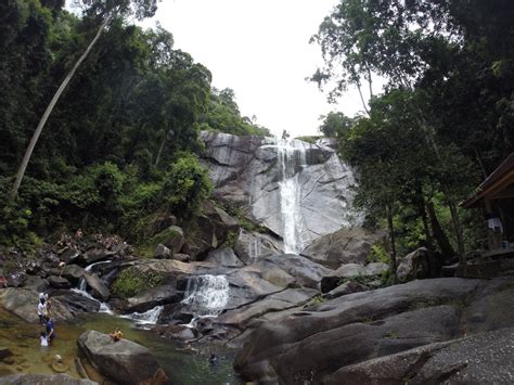 Chasing The Best Waterfalls in Langkawi