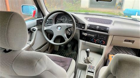 BMW E34 (520i) interior-exterior 1990 - YouTube