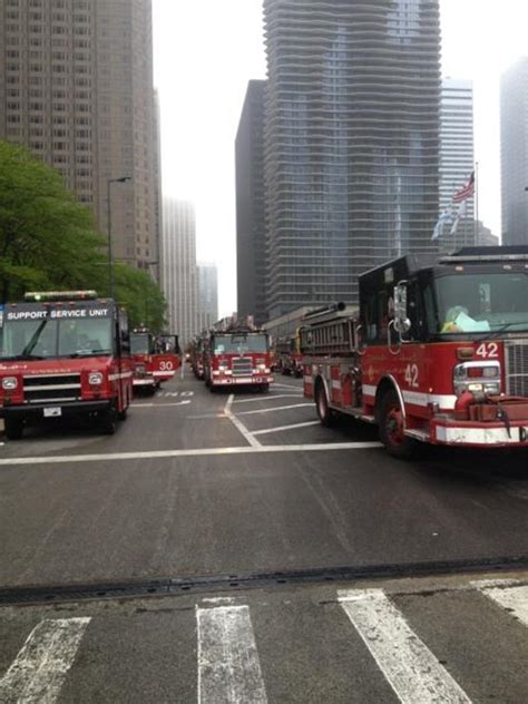 High-Rise Fire Drill Conducted At Aon Center - CBS Chicago