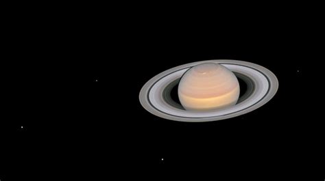 Outstanding Hubble Image Shows Fully-Illuminated Saturn and Its Rings