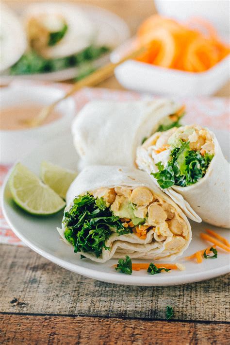 Vegan Sriracha Avocado Wraps: your New Favorite Lunch | Sincerely Katerina