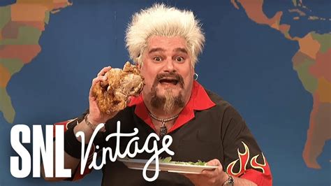 7 'SNL' Thanksgiving Skits To Entertain You After Your Holiday Meal