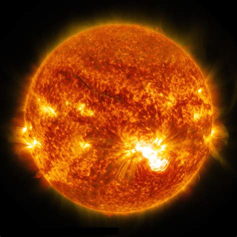 Here's What the Sun Looks Like When NASA's SDO Does a 360º S | Space