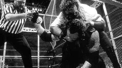 PHOTOS: Mankind And Undertaker’s Epic 1998 Hell In A Cell Match – Sick ...