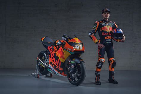 MotoGP: Red Bull KTM unveil liveries for factory team and Tech 3 | MCN