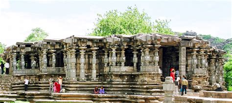 Temples in India: Thousand Pillar Temple,Warangal