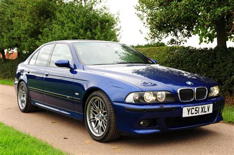 File:BMW M5 E39 (Blue).jpg - Wikimedia Commons