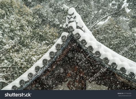 735 Kinkakuji Temple Snow Images, Stock Photos & Vectors | Shutterstock