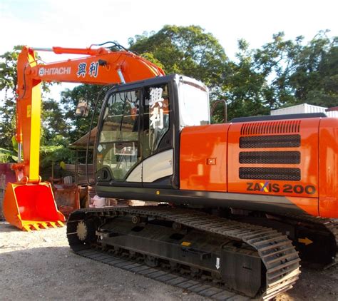 20 Ton Excavator - Hin Lee Contractor Trading Pte Ltd