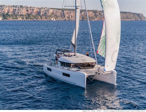 Lagoon 40 Catamaran | Catamaran Guru