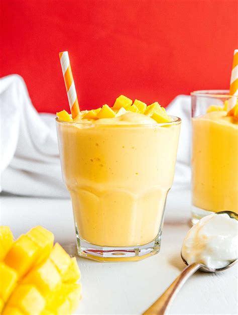 Mango Smoothie (3 Ingredients!) | Live Eat Learn