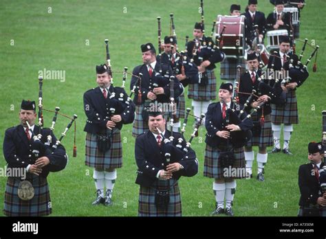 Scottish bagpipe music playing in Stirling, Scotland Stock Photo - Alamy