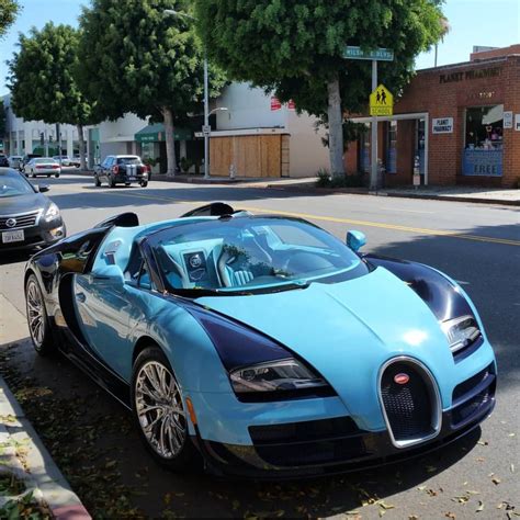 Bugatti Veyron Blue Carbon Fiber - Sport Cars Modifite