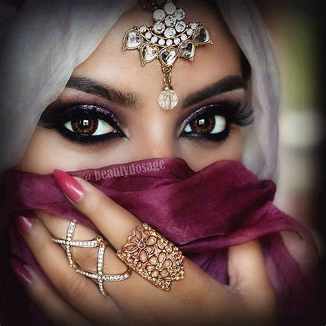 Beautiful eyes with Hijab | Beautiful eye makeup, Beauty eyes ...