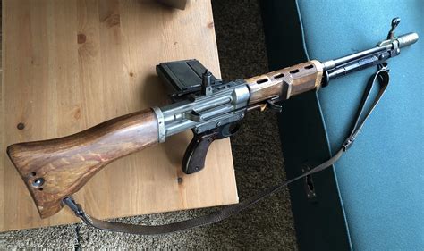 FG42. Sci-if gun from WW2 : r/guns