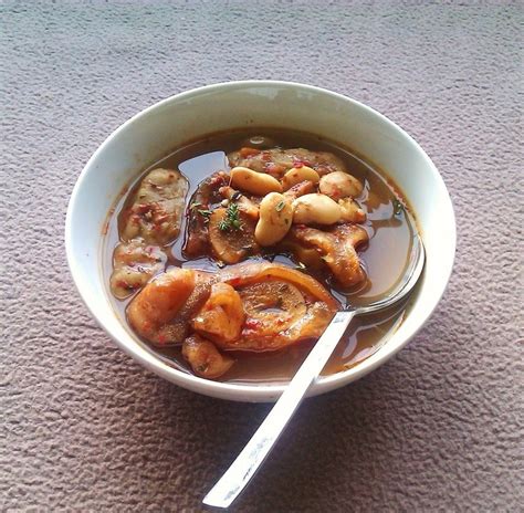 JAMAICAN COW FOOT SOUP - SIMBOOKER RECIPES>COOK PHOTOGRAPH WRITE EAT