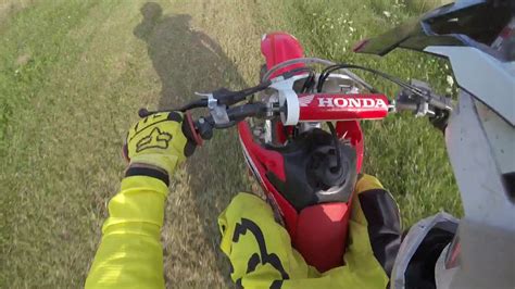 Honda CRF150R V.S CR250R - YouTube