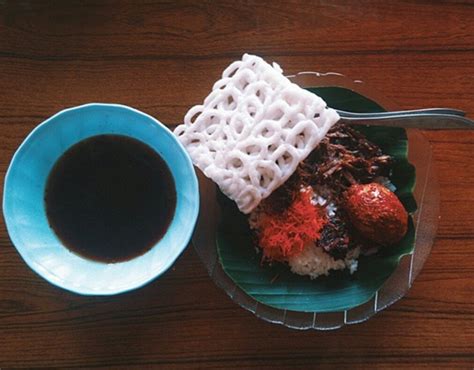 Nasi Krawu Lezat di Gresik, Kamu Wajib Mencoba