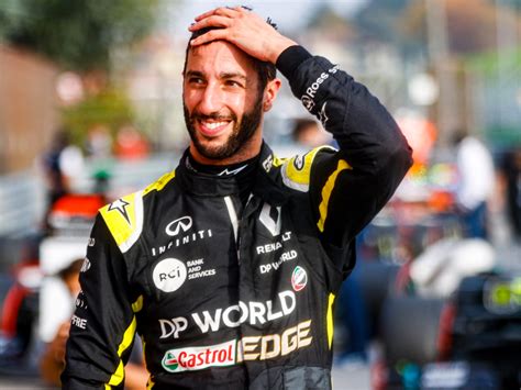 Renault to miss Daniel Ricciardo's driving, and his smile | PlanetF1 ...