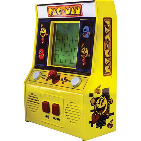 Pac-Man Retro Arcade Game - toys et cetera