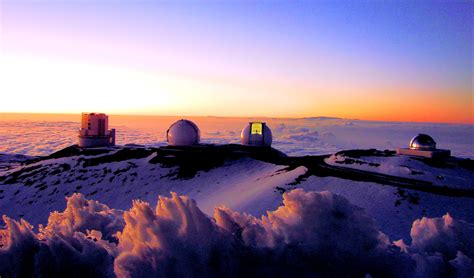 File:Mauna Kea observatory.jpg - Wikipedia