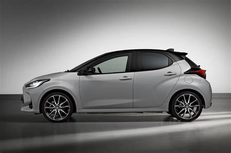 Toyota Yaris GR Sport Hybrid (2022). Plumage before branching - Ace Mind