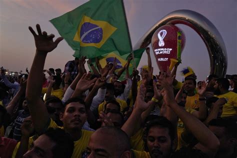 World Cup fans ready to celebrate despite stadium beer ban