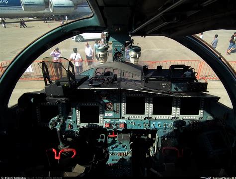 Sukhoi Su-34 cockpit : aviation