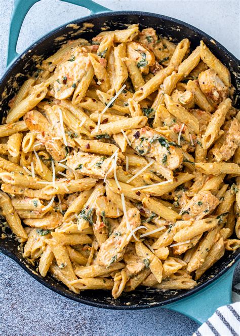 Creamy Garlic Chicken Pasta | Gimme Delicious