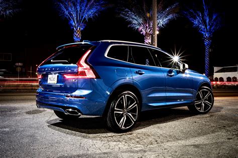 2018 Volvo XC60 T6 AWD R-Design | Automobile Magazine