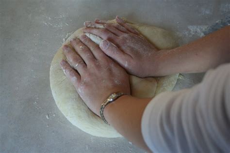 Wednesday Baking|How to Knead Bread Dough - The Frugal Girl