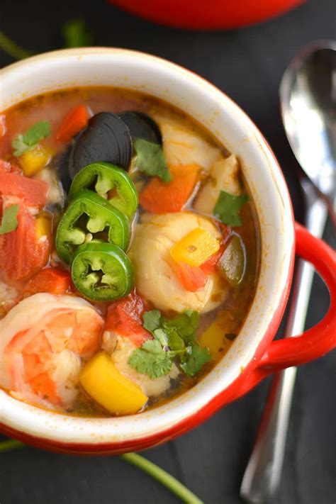 Seafood Chili {GF, Low Cal, Paleo} - Skinny Fitalicious®