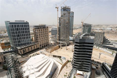 HSBC plans expansion in Saudi Arabia - Times of Oman