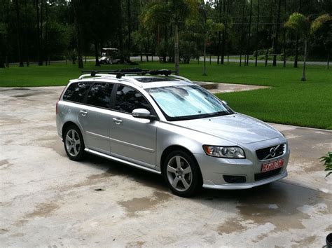 Volvo V50 R Design - Design Corral