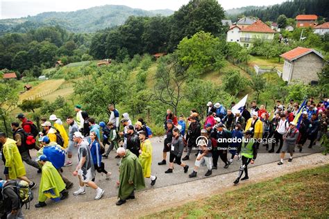 Peace march kicks off to honor victims of Srebrenica genocide - Anadolu ...