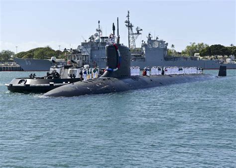 Attack sub USS Texas arrives at Portsmouth Naval Shipyard