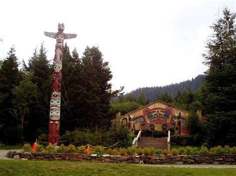 Native American Totem Poles in Alaska - Alaska Tours