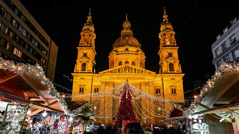 Christmas markets in Budapest| Visit Hungary | Visit Budapest