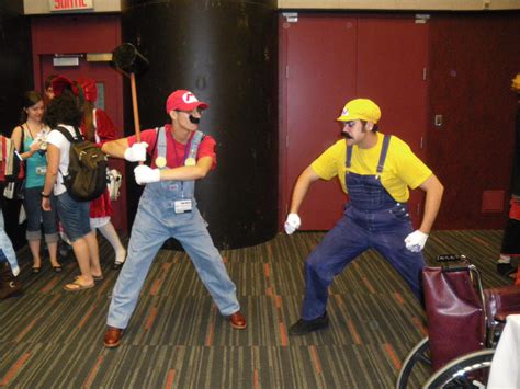 Mario vs Wario by Doomycaffei on DeviantArt