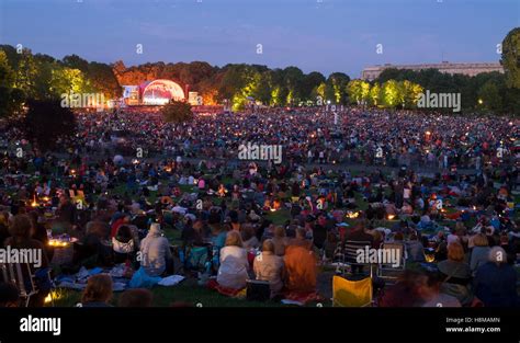 Open Air Concert High Resolution Stock Photography and Images - Alamy