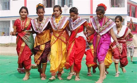 Koli Dance - Popular Folk Dance of Maharashtra