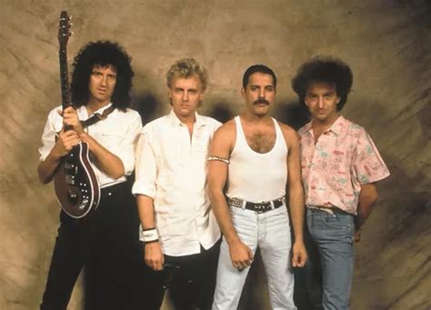 Queen Live Aid | Queen albums, Queen band, Queen photos