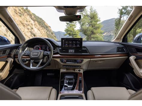 2025 Audi Q5: 192 Interior Photos | U.S. News