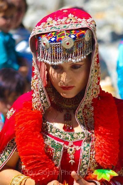 bridal dress from gilgit baltistan Kalash People, Pakistan Culture ...